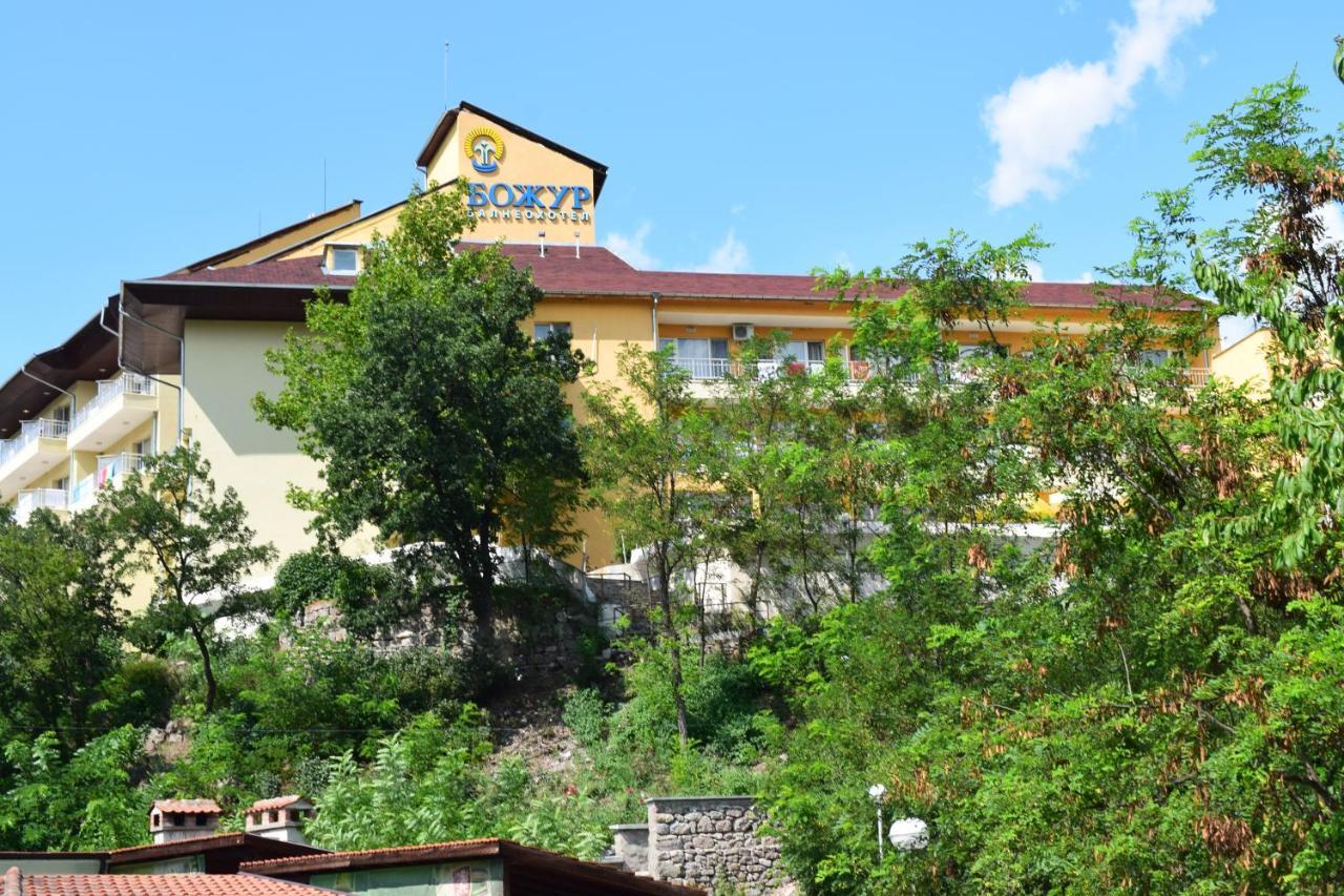 Hotel Bojur Mineralni Bani Buitenkant foto